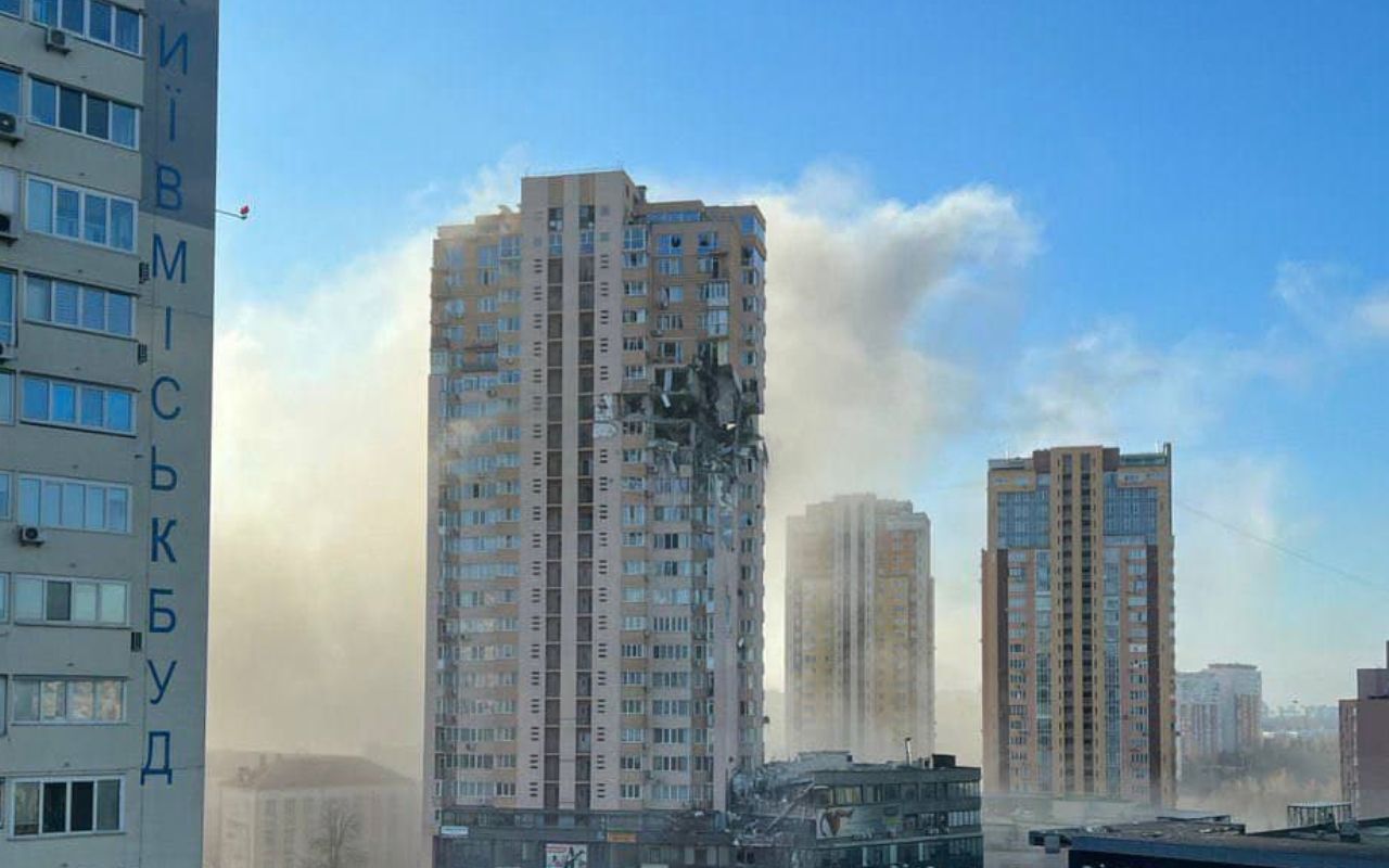 "Відправ Путіна на Юпітер": запустили портал для збору коштів на відновлення України