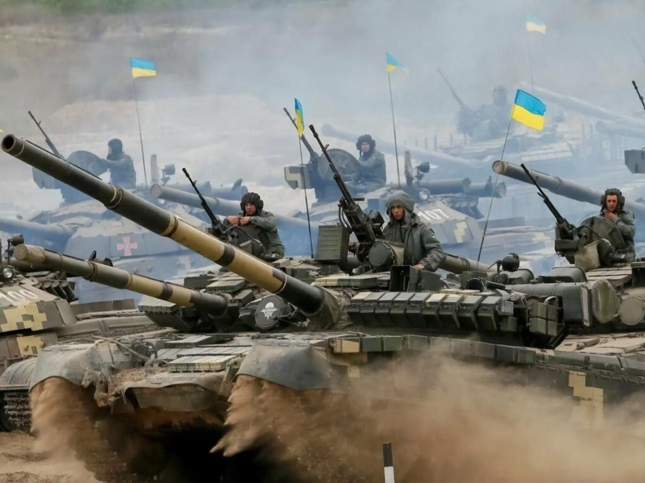 Чоловіки-біженці повинні стати на військовий облік - фото 1