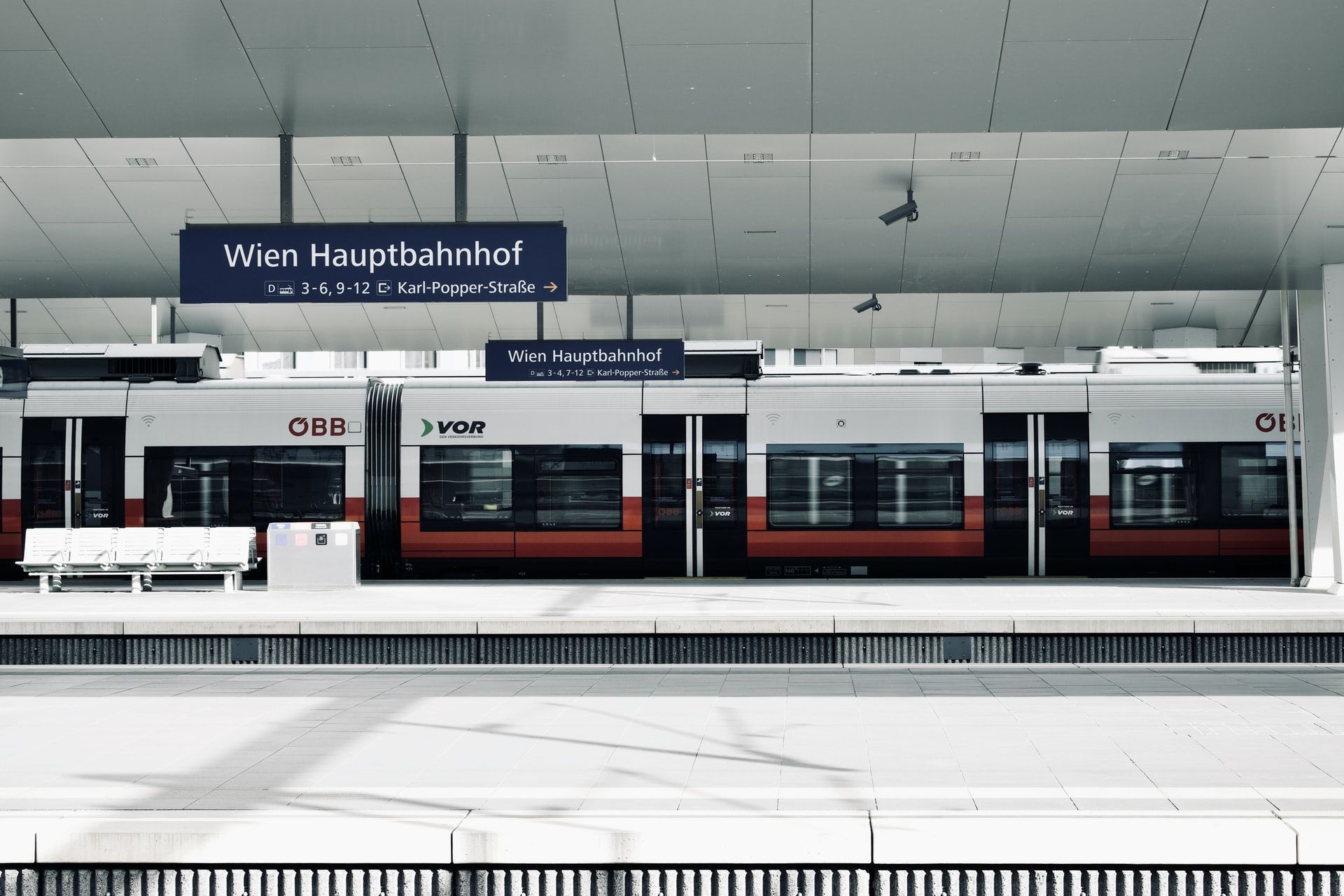 Які країни зробили залізницю безплатною для українців: перелік