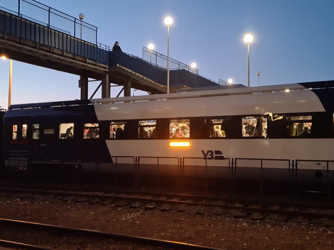 Усі потяги Укрзалізниці, які прямують на захід, стали евакуаційними: повний перелік