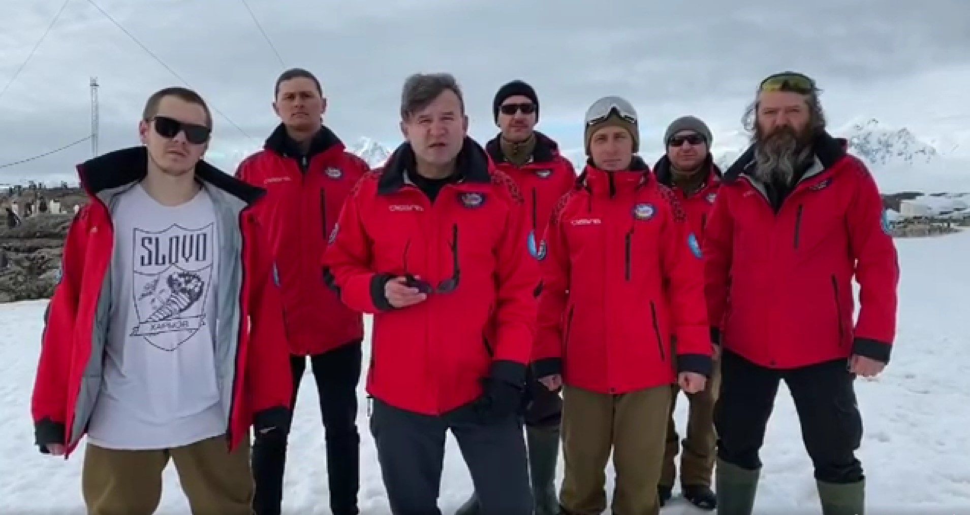 Українські полярники потужно звернулися до російських колег: відео