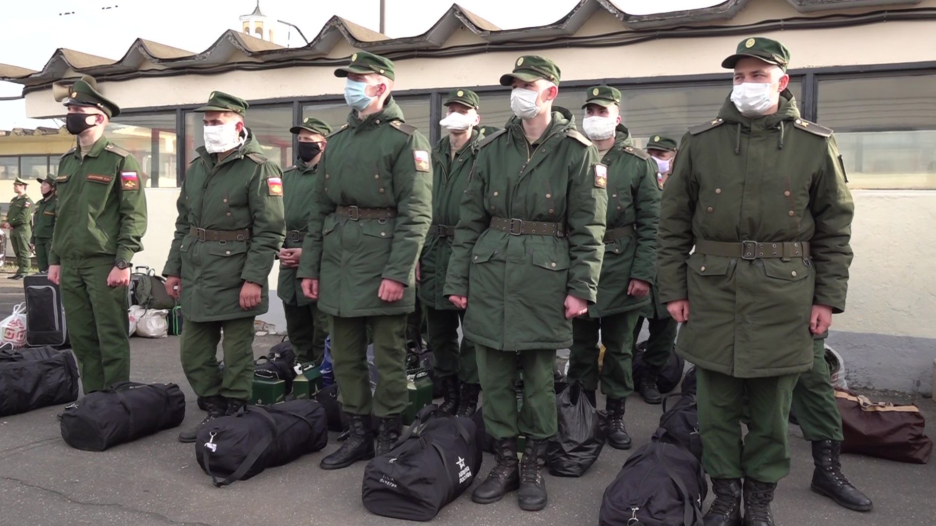 Що робити мешканцям Донбасу і Криму, яких призивають на війну: інструкція