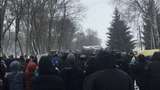 "Росіяни, валіть додому!": у Луганській області люди вийшли на мітинг проти окупантів