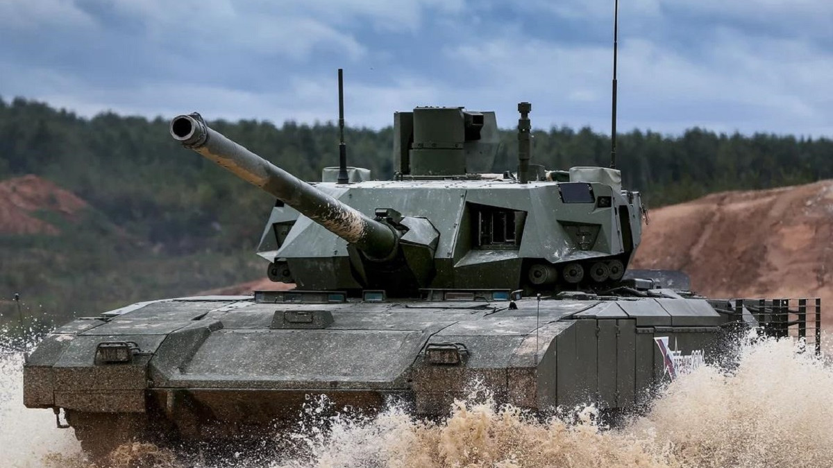 Знищення російського танка влучним пострілом потрапило на відео - фото 1