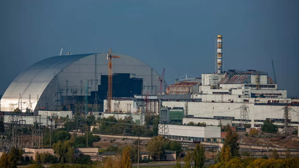 Чим загрожує повне знеструмлення Чорнобильської АЕС: пояснення фахівців - фото 1