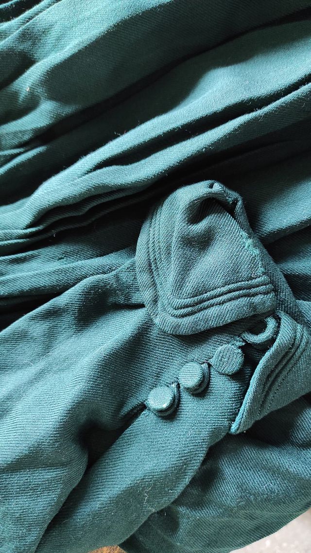 Зв'язкова УПА віддала на потреби армії річ, з якою вона була на засланні - фото 500408