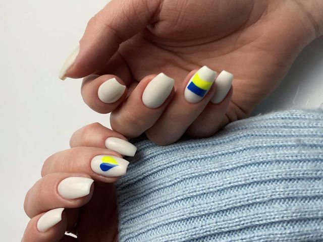 40 варіантів патріотичного манікюру для справжніх українок - фото 500441