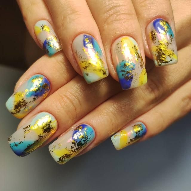 40 варіантів патріотичного манікюру для справжніх українок - фото 500456