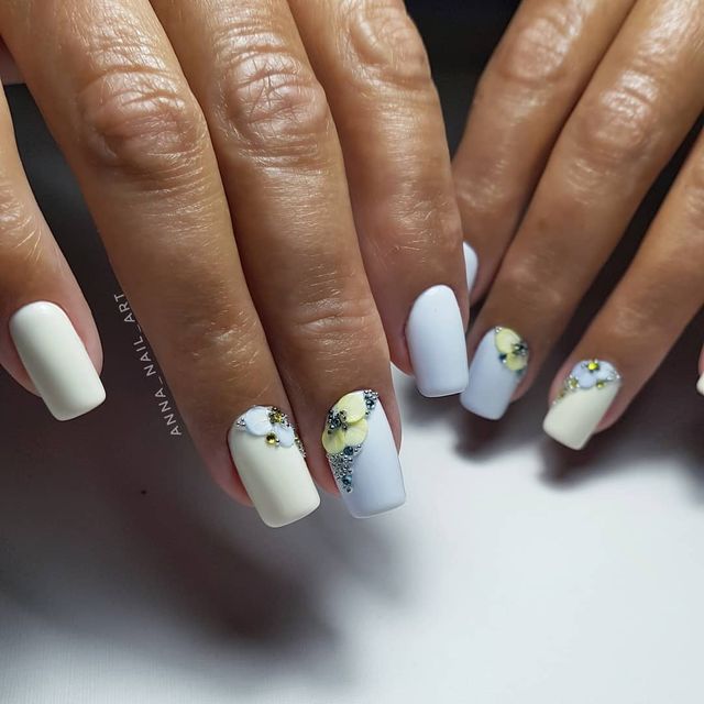 40 варіантів патріотичного манікюру для справжніх українок - фото 500457