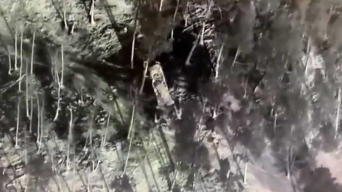 Дивіться на відео, як Байрактар знищив російську установку "Ураган" - фото 1