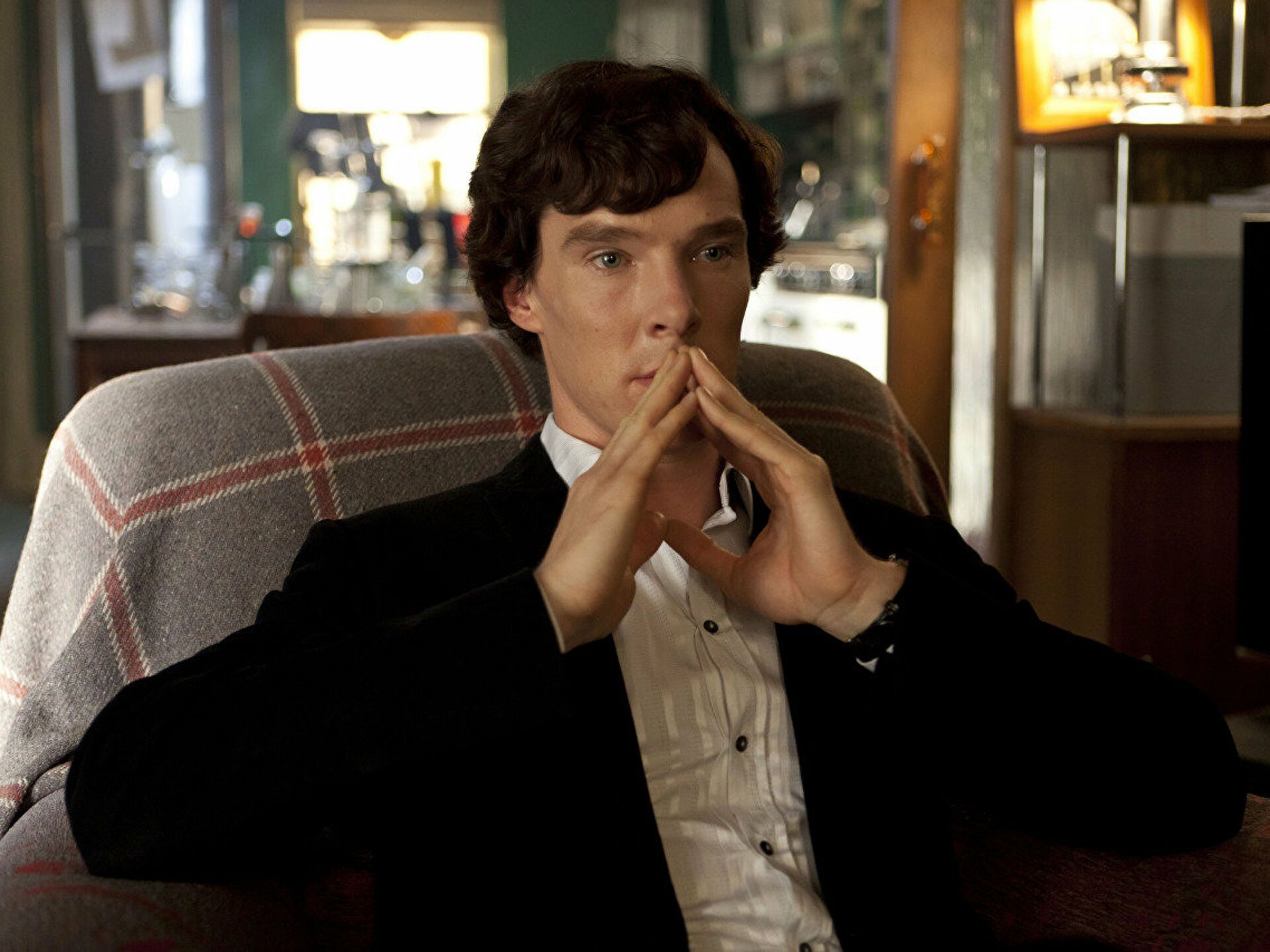 Шерлок з Україною: Камбербетч готовий приймати біженців у власному домі