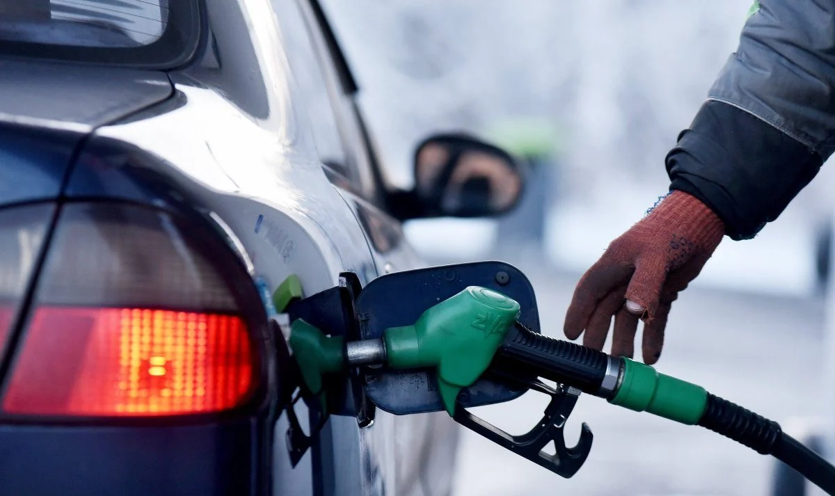 Бензин - фото 1