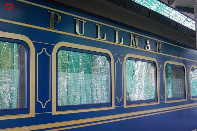 Журналісти знайшли 'золотий' вагон Медведчука: в Укрзалізниці розповіли, що з ним зроблять - фото 500996