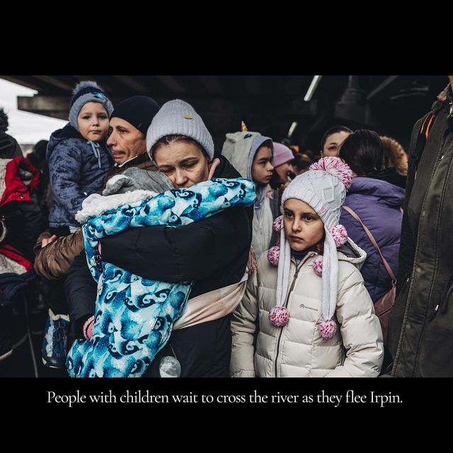 Анджеліна Джолі показала щемливі фото з України та закликала зупинити війну - фото 501041