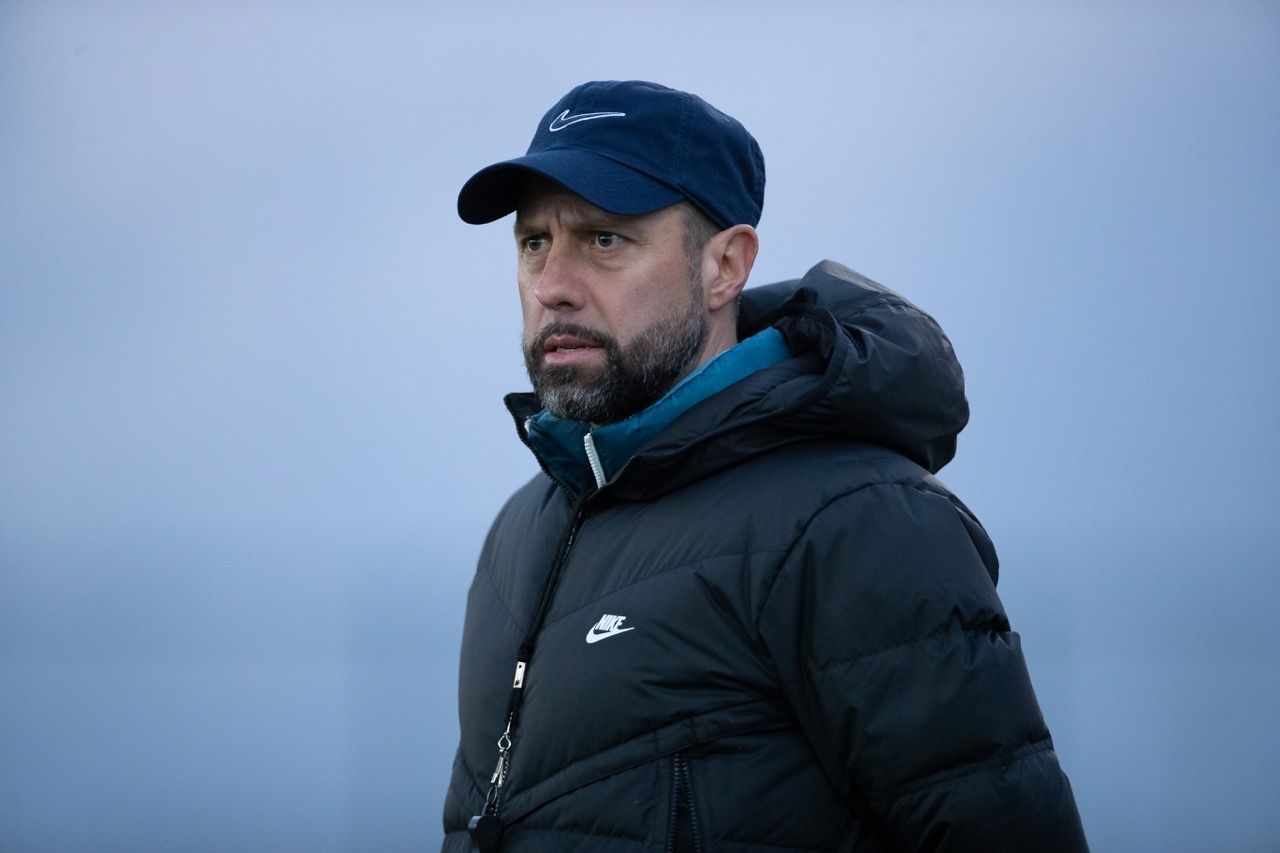 "Пишаюсь вашим патріотизмом": тренер СК Дніпро-1 зворушив зверненням до українців