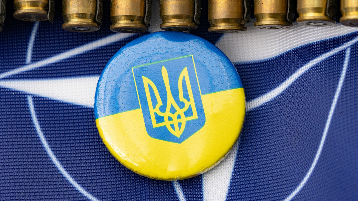Поки весь світ бачить силу українців, то деякі політики бачать "зраду" - фото 1