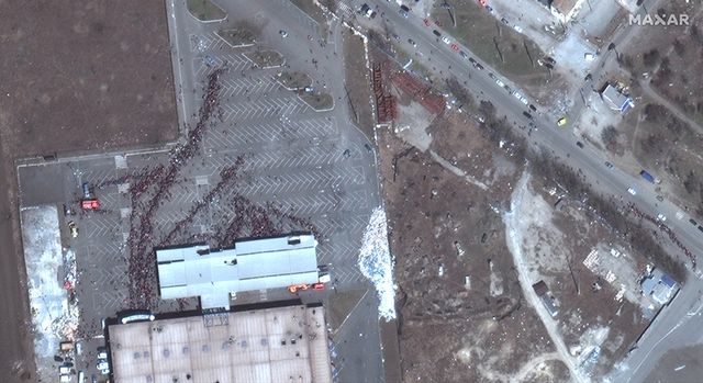 На нових супутникових знімках Маріуполя показали знищені цілі квартали міста-героя - фото 502151