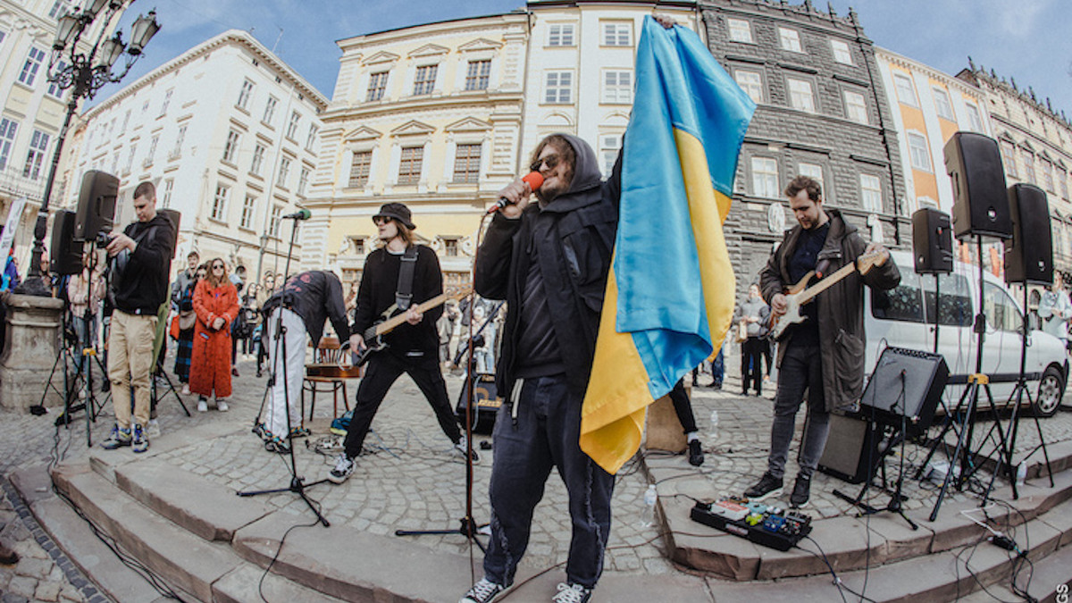 Українські музиканти дають концерти у Львові на підтримку ЗСУ - фото 1
