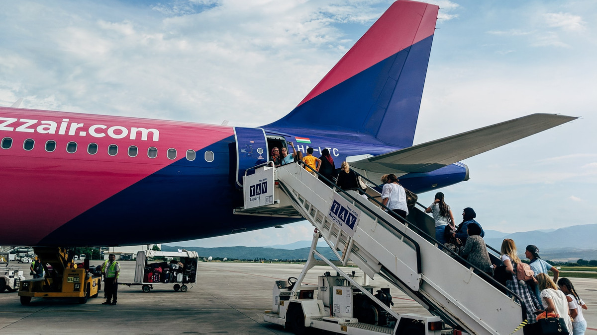 Wizz Air скасував рейси до та з Росії до осені - фото 1