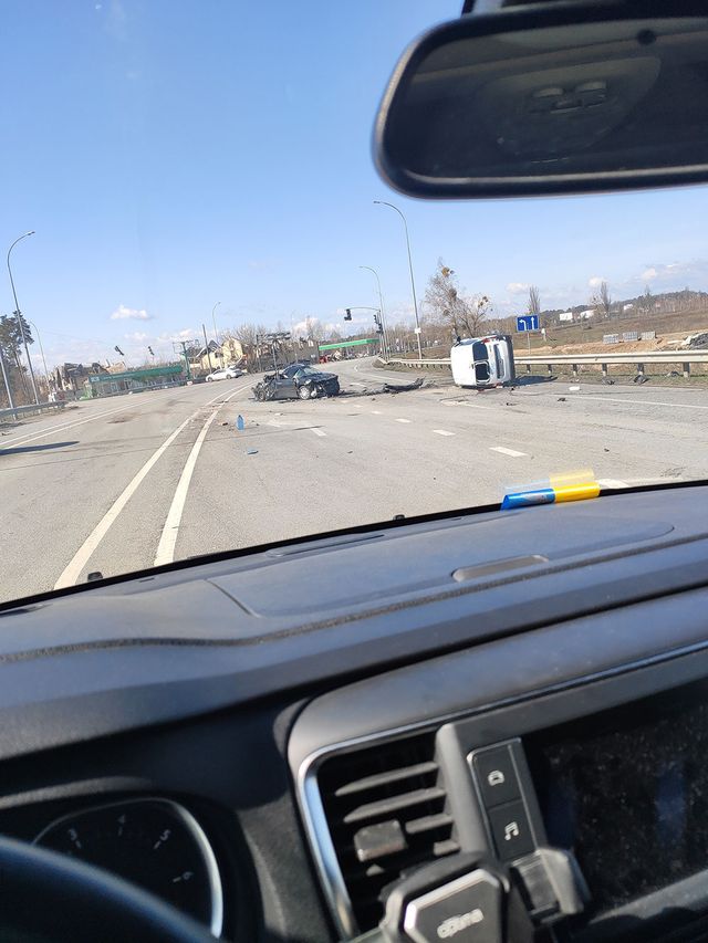 Як виглядає Чорнобильська зона після масштабних боїв, що там точилися: фотозвіт - фото 502608