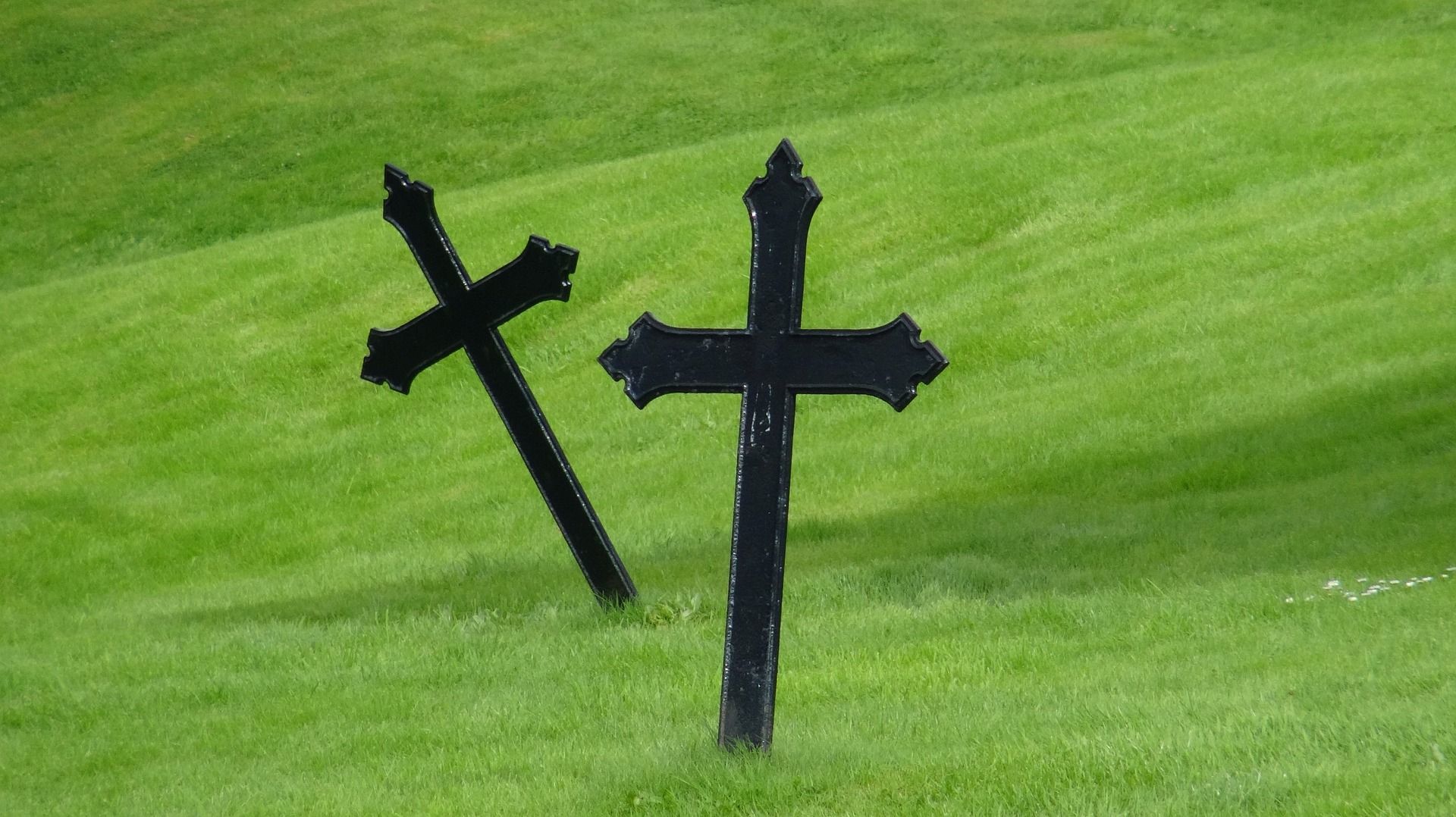 Скільки українців за заборону діяльності УПЦ МП: результати опитування