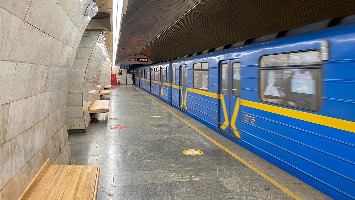 У київському метро змінили графі руху потягів - фото 1