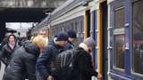 Евакуація Укрзалізницею: як курсуватимуть додаткові та міжнародні потяги 20 квітня