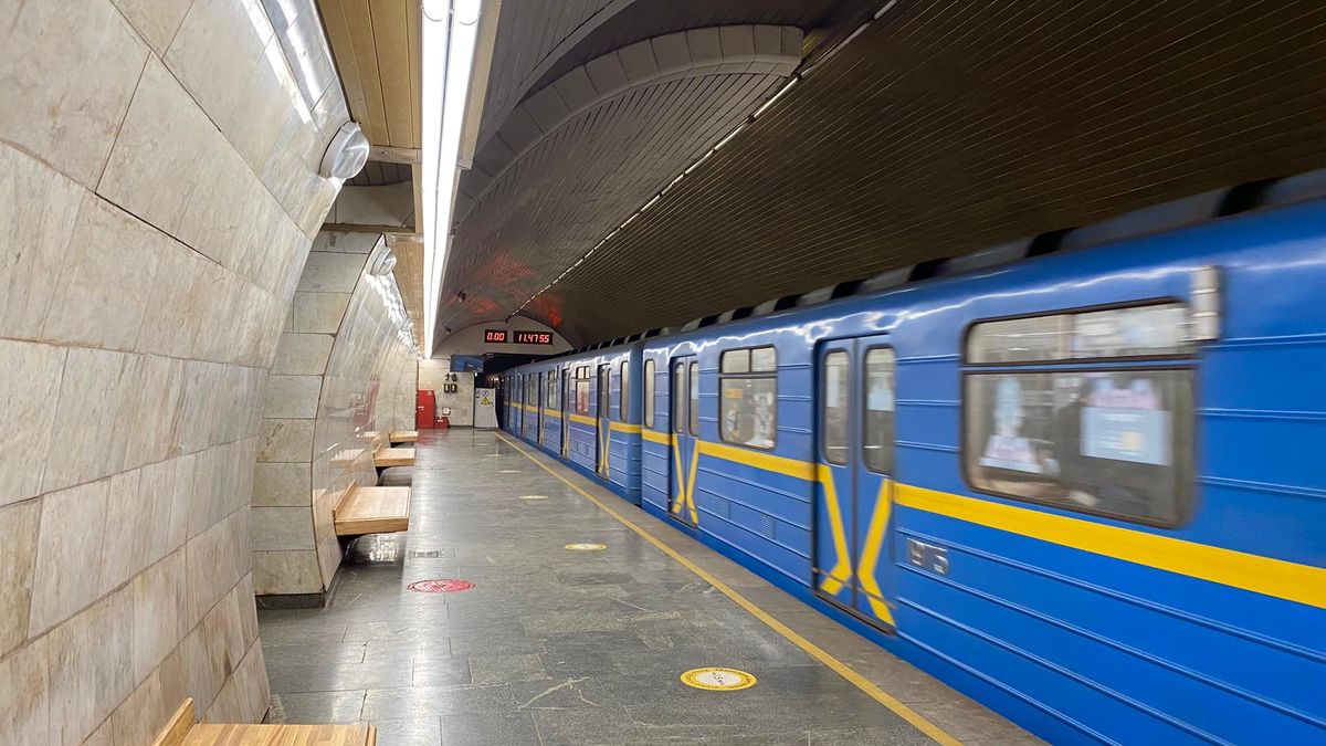 На червоній гілці київського метро запрацюють всі станції - фото 1