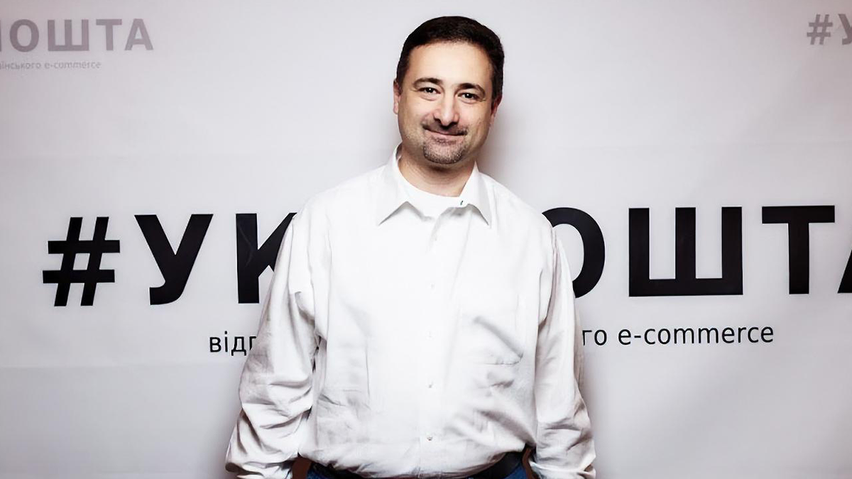 Ігор Смілянський не виключають випуск марки з Путіним - фото 1