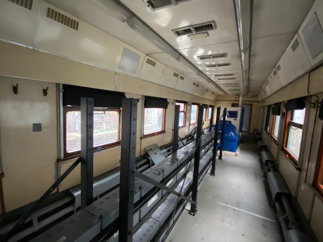 В Україні почав курсувати медичний потяг: як виглядає мобільний госпіталь зсередини - фото 504063