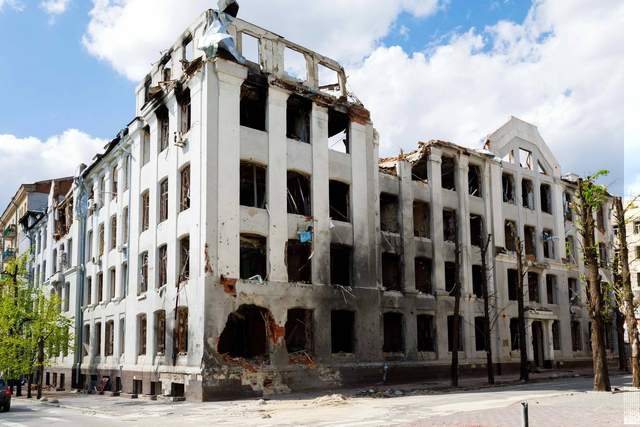 Як виглядають університети Харкова, поруйновані російськими ракетами: потужні фото - фото 504114