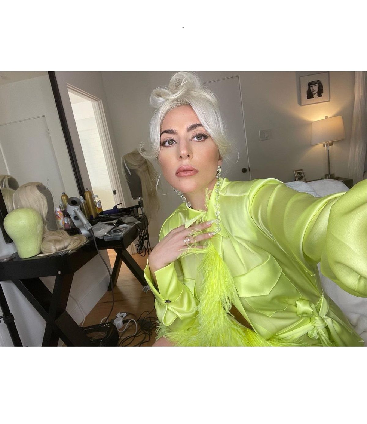 Леді Гага посеред концерту назвала росіян тупими – відео