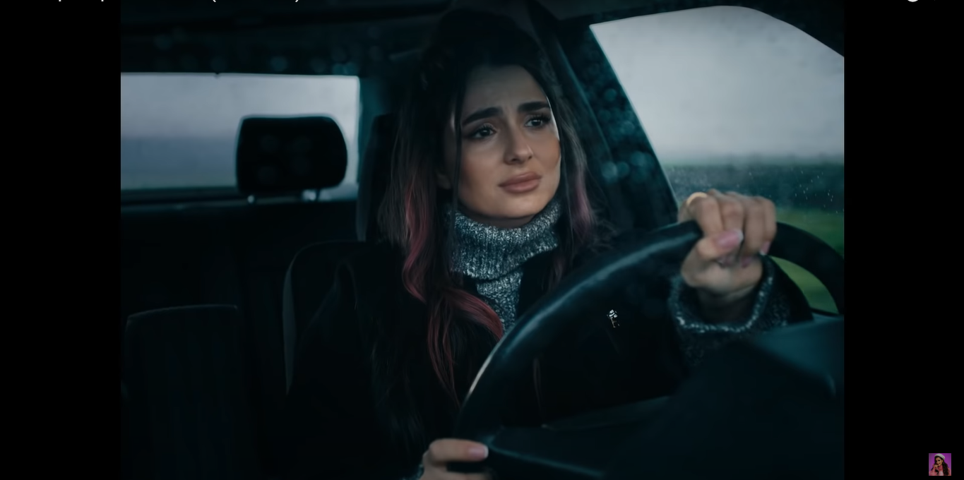 Анна Трінчер – Не залишай: дивіться щемливий кліп про кохання під час війни