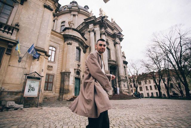 Я хочу до Львова: слухайте спільну пісню співака OKS, Львівської ОВА та лейбла MONOTON - фото 504736