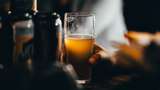 Чи допомагає алкоголь подолати тривожність: відповідь вчених