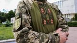 Бойова вишиванка: у Черкасах створили вишитий одяг для ЗСУ