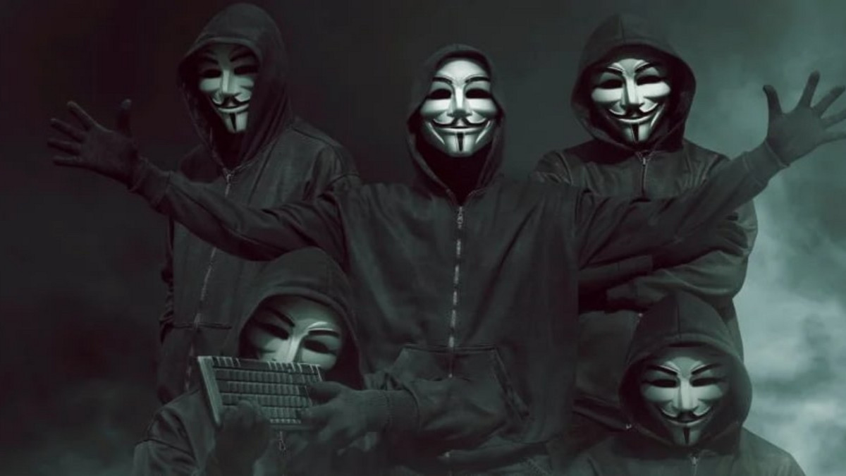 Хакери Anonymous зламали найбільший банк росії - фото 1