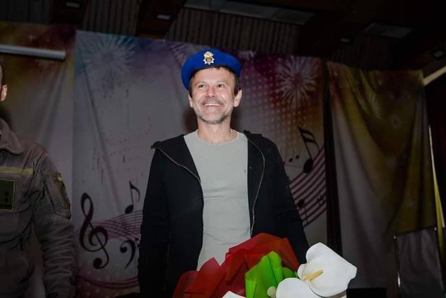 Святослав Вакарчук виступив перед бійцями Нацгвардії - фото 505776