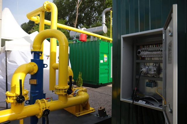 У Львівській області запустили біогазову електростанцію на сміттєзвалищі - фото 505781