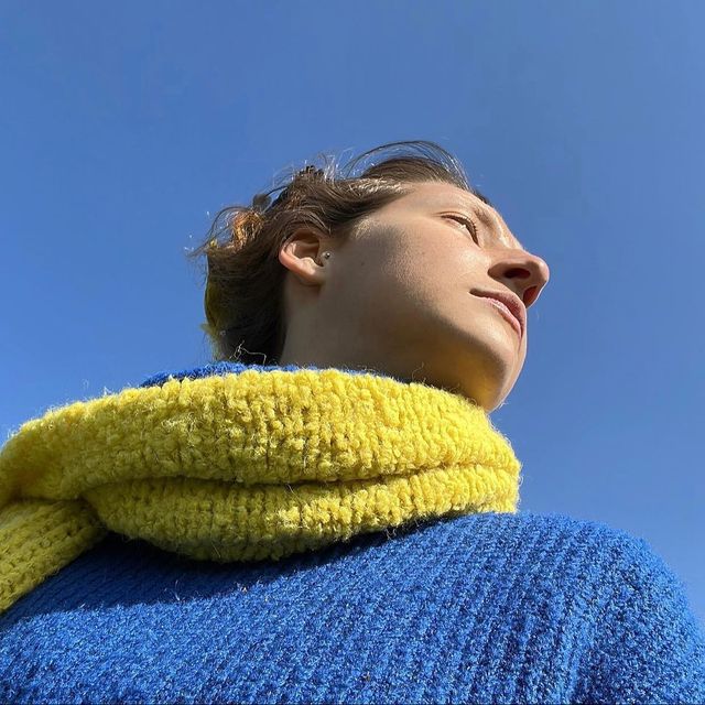 В Instagram стає популярним акаунт з фото, на яких можна скрізь роздивитися прапор України - фото 505847