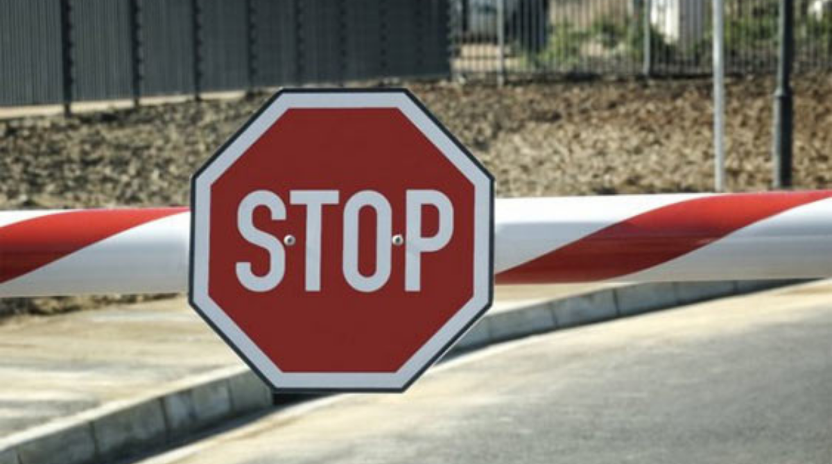 У трьох областях України заборонено пересуватися біля кордону