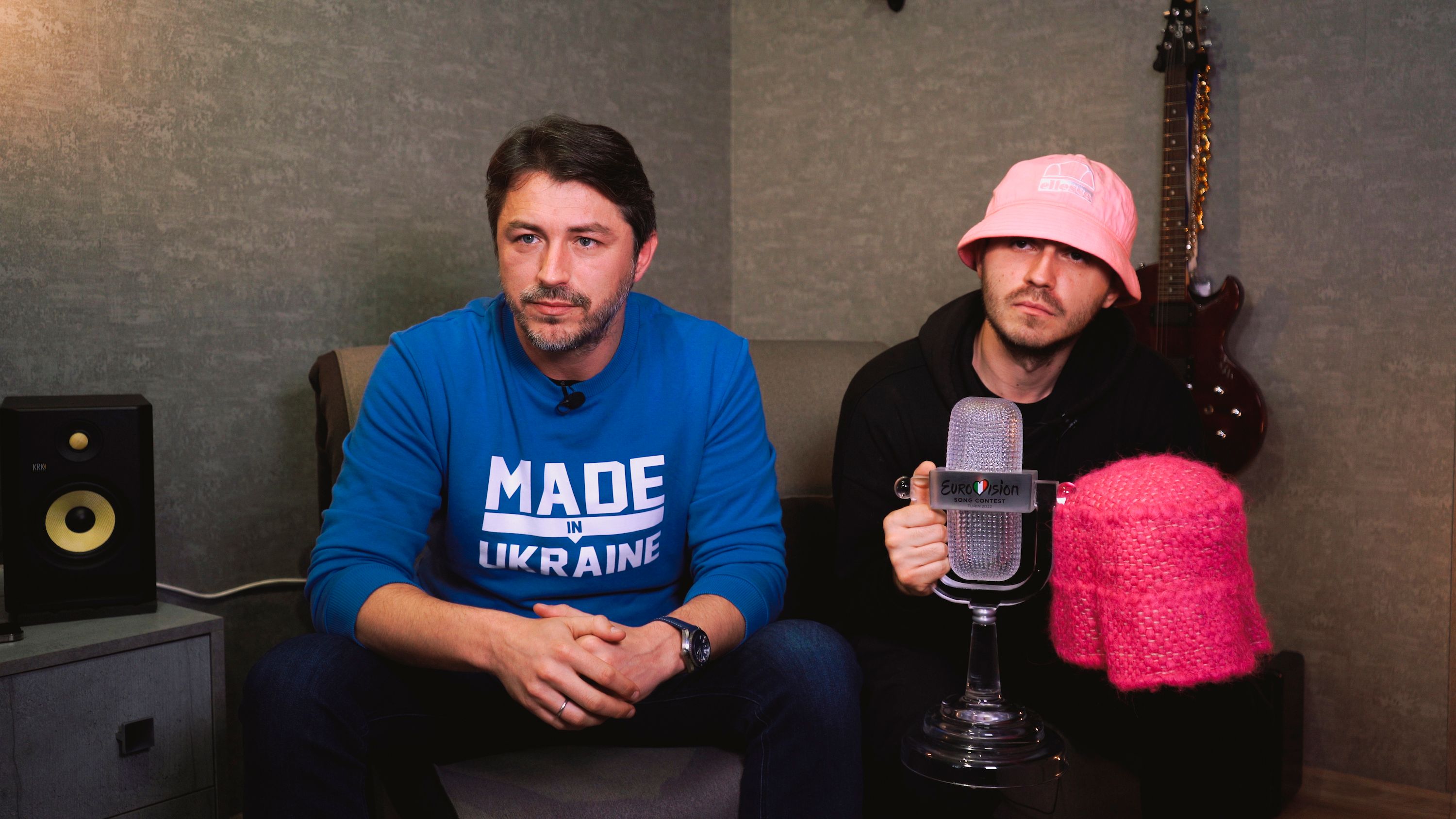 KALUSH і Сергій Притула розіграють рожеву панаму та приз Євробачення для допомоги ЗСУ