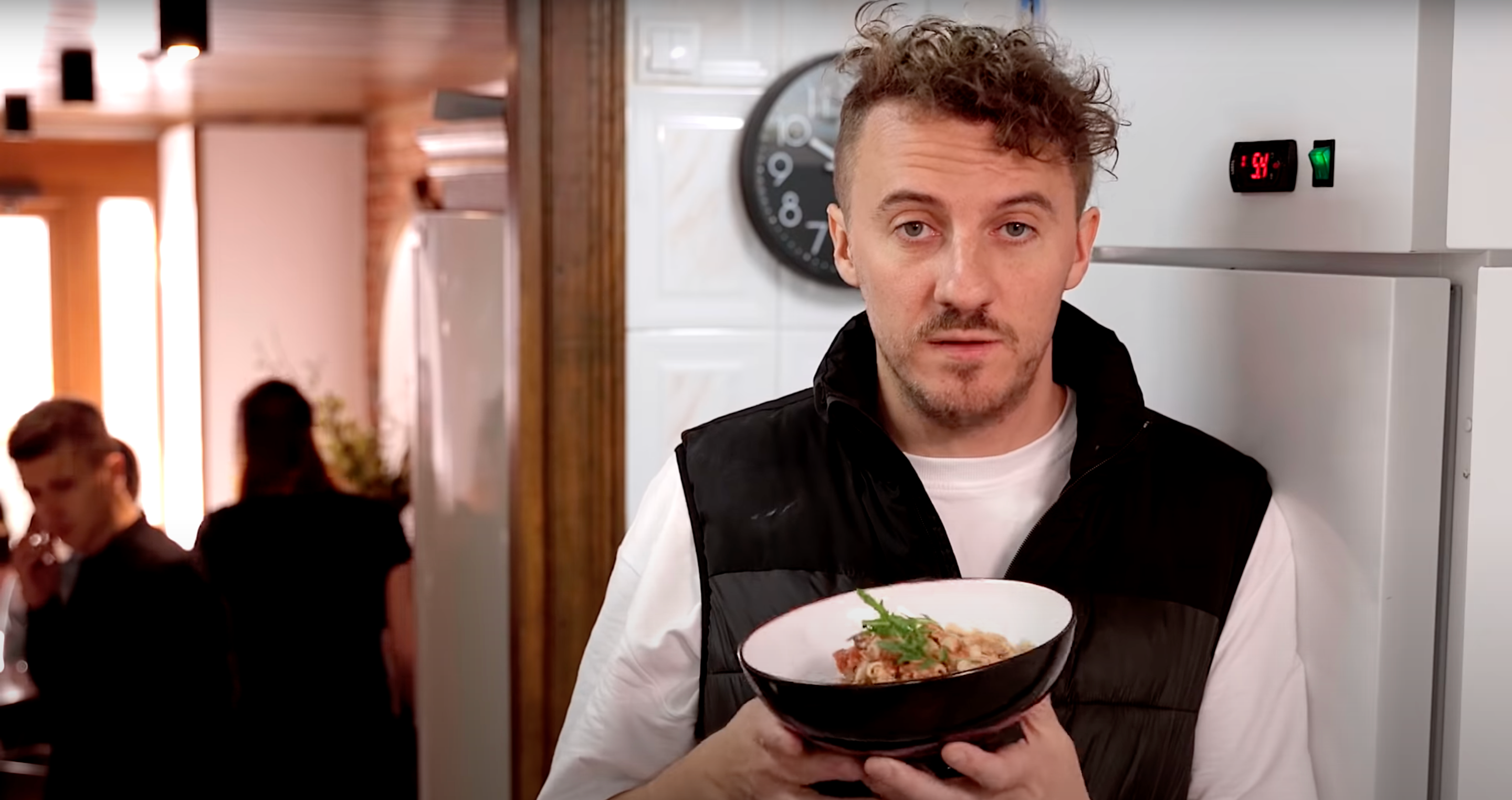 Клопотенко розповів, що швидко приготувати з гуманітарної допомоги: 2 рецепти