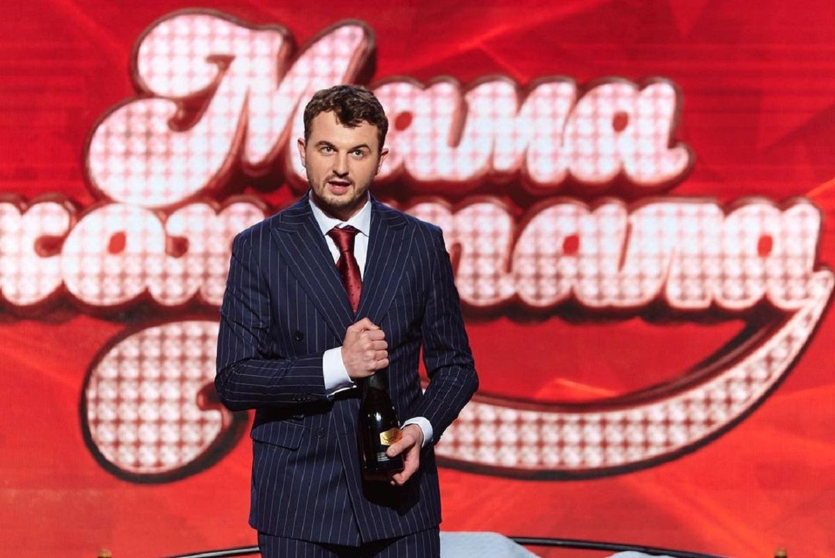 "Поки ви п'єте каву, там гинуть люди": відомий актор закликав заборонити цю фразу