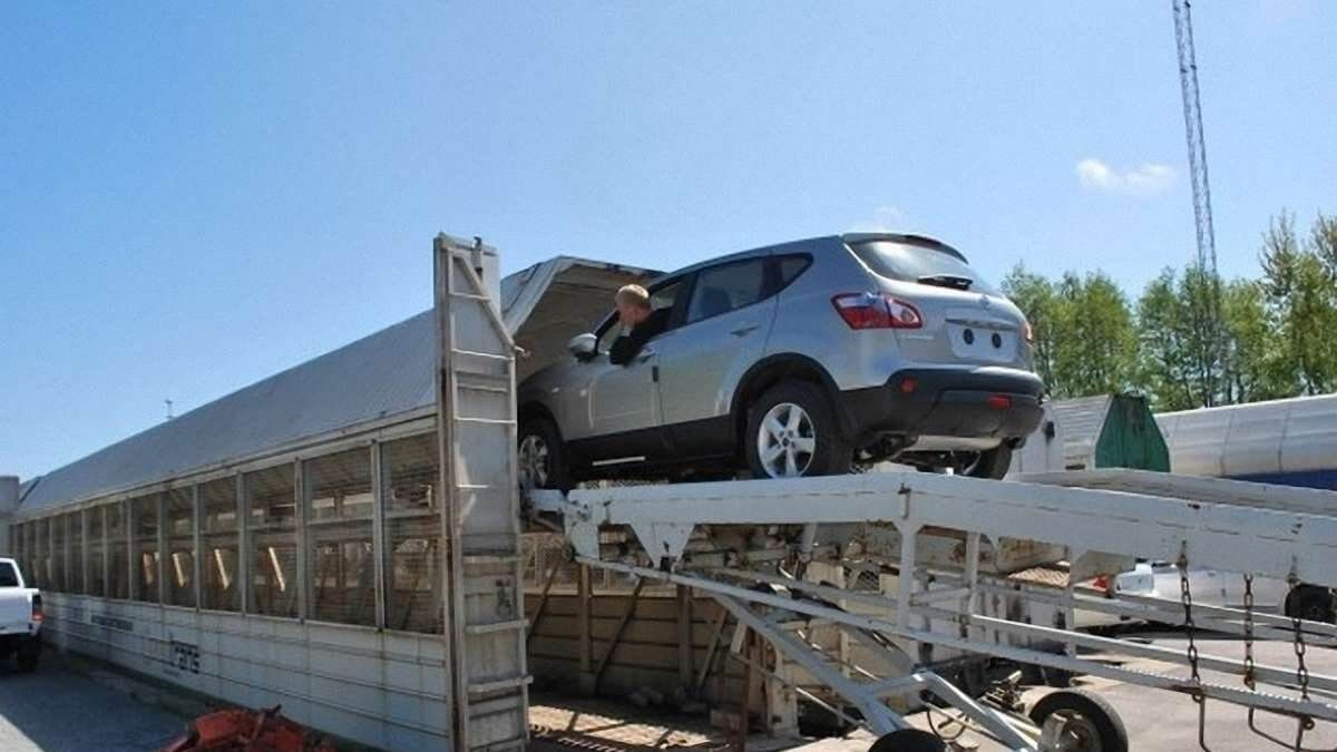 Укрзалізниця запустила доставку автомобілів за ще одним напрямком