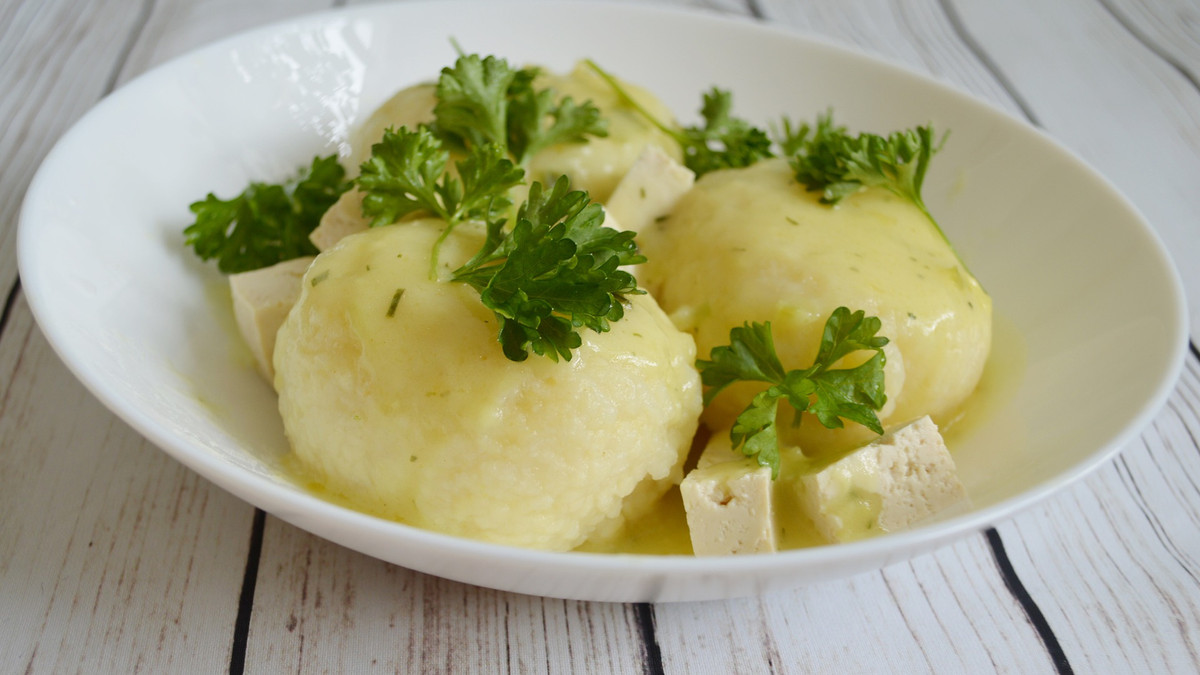Відомий шеф-кухар розповів, як незвично приготувати молоду картоплю: 3 рецепти - фото 1