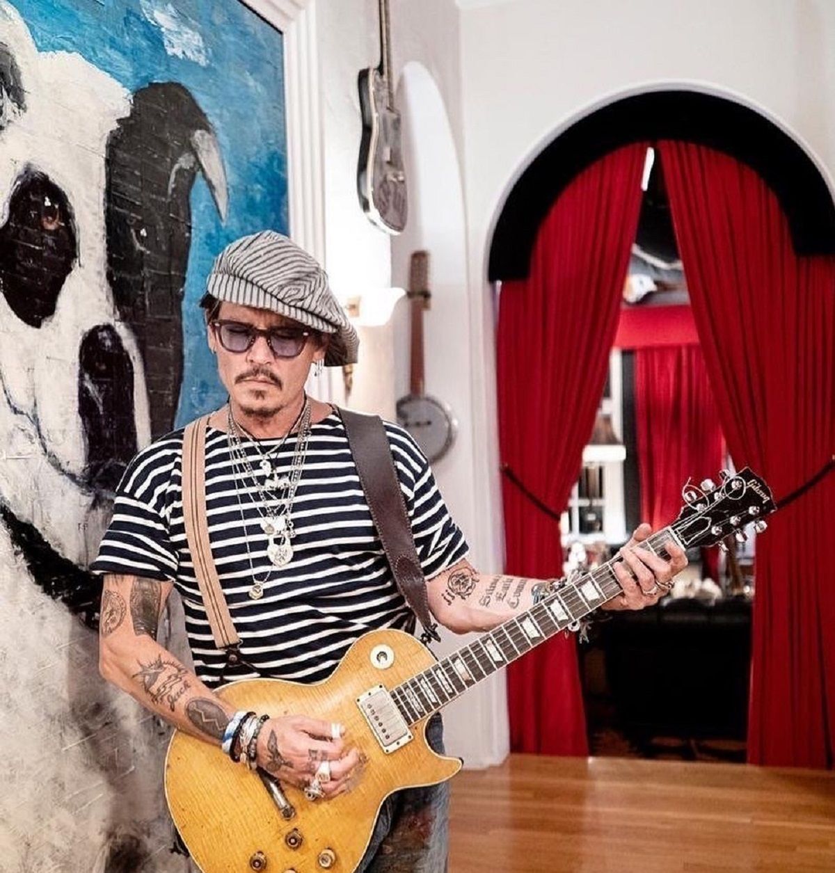 "Повернули мені моє життя": Джонні Депп виграв суд проти Ембер Херд