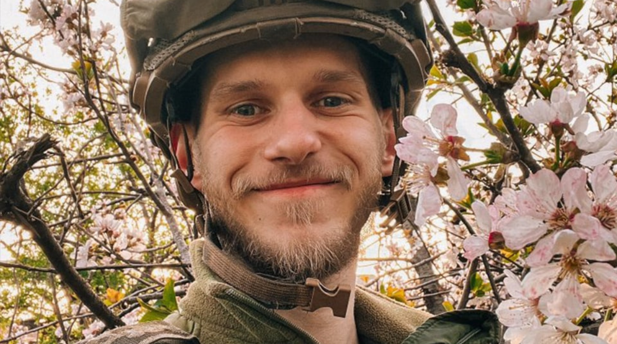 Автору незабутніх фото з Азовсталі присудили нагороду Grand Press Photo 2022