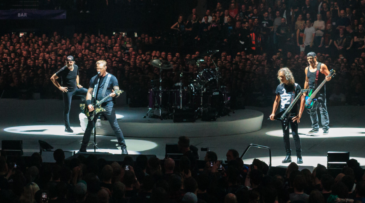 Гурт Metallica зібрав мільйон доларів для України - фото 1