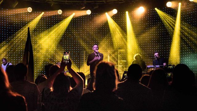 Гурт 'Друга Ріка' зібрав майже 2 мільйони гривень для України - фото 506892